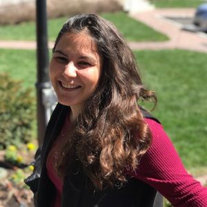 Meet your Posher, Stephanie